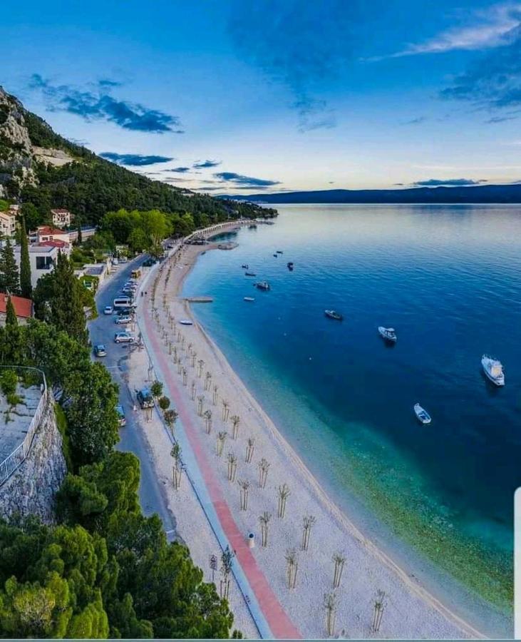 Apartments Mimac Omis Bagian luar foto