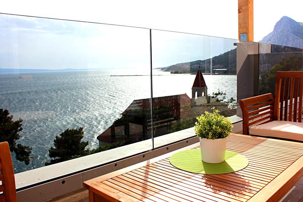 Apartments Mimac Omis Bagian luar foto